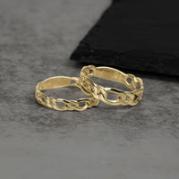 10k & 14k Gold Classic Figaro Band Ring