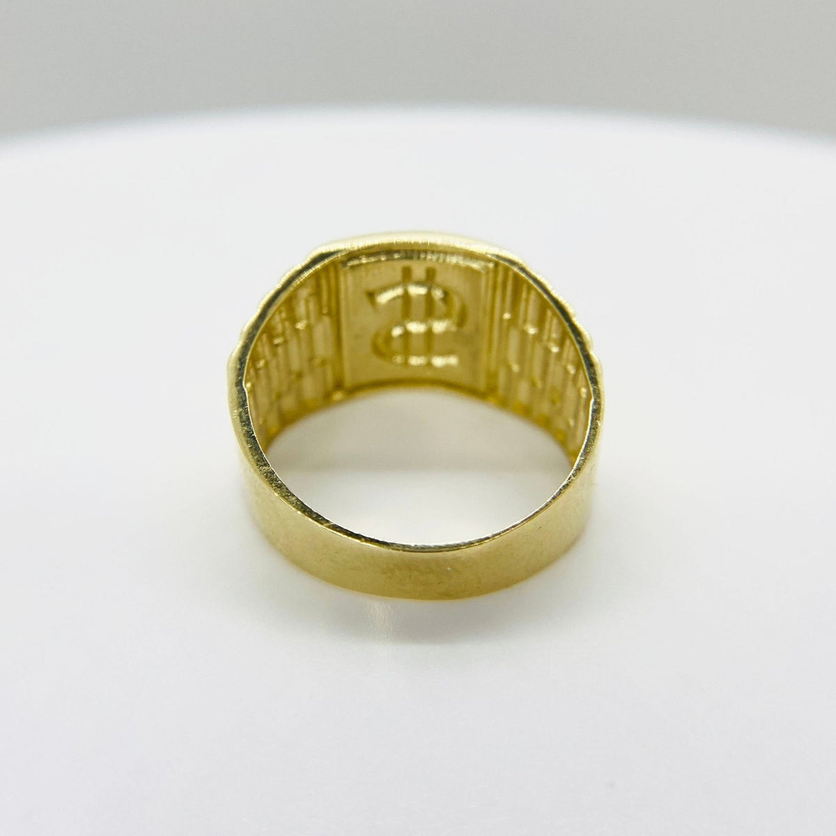 10k - 14k Gold Rollie Band ring with engraved design back view 