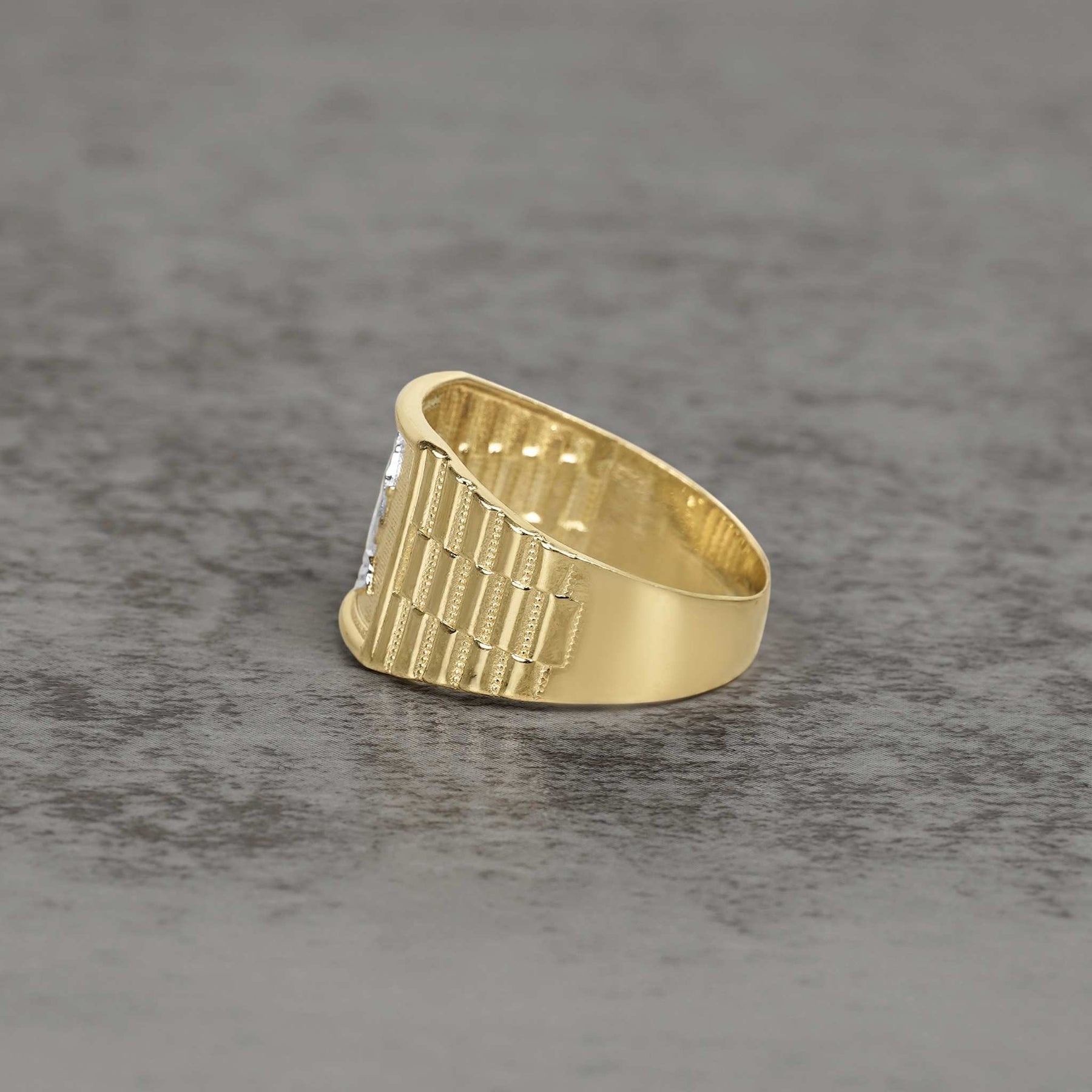 Side profile detailing of the 10k & 14k Gold Praying Hands Rollie Ring.