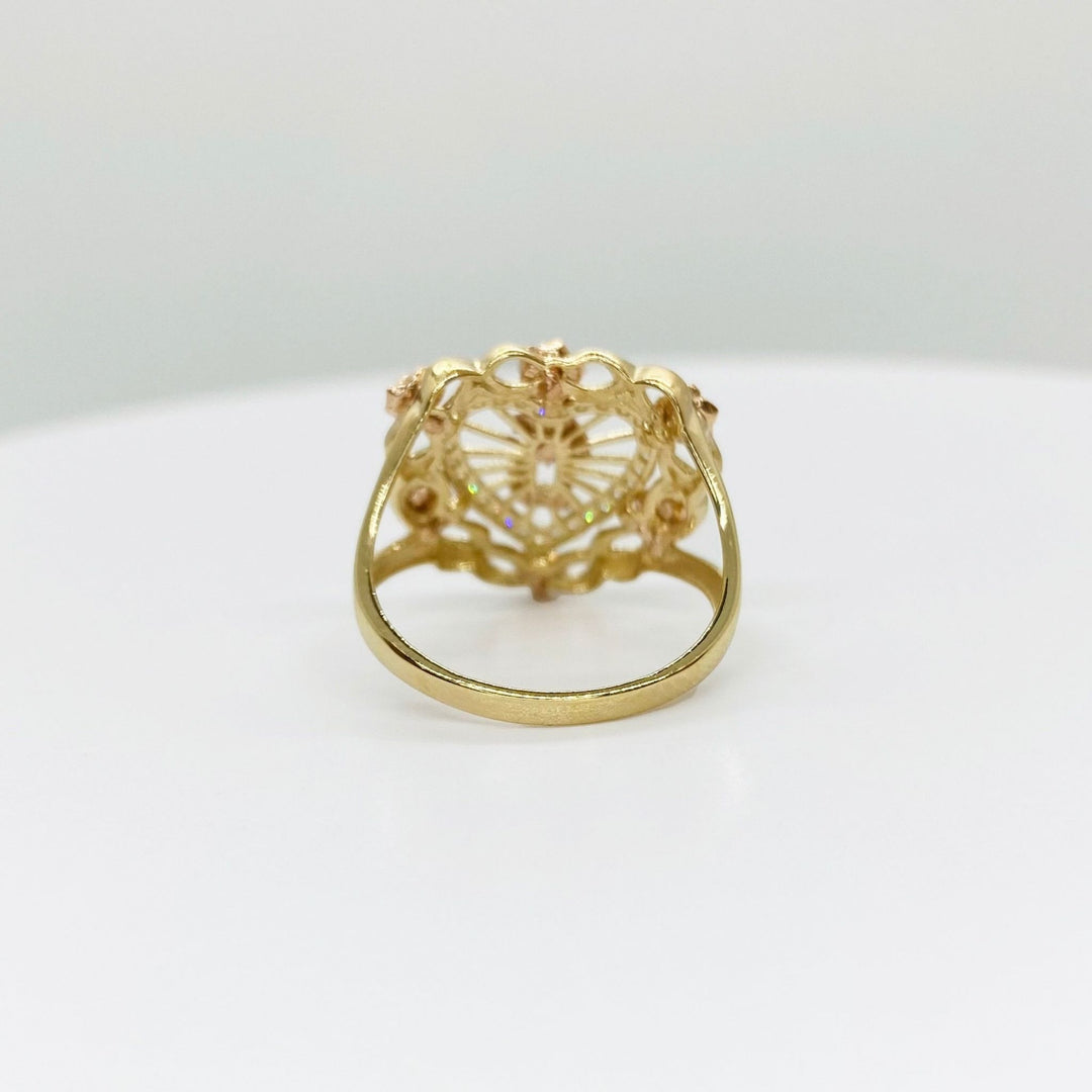 10k - 14k Gold Quinceanera ring with Bloom Rose heart back view design on a white background