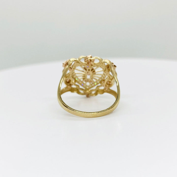 10k - 14k Gold Quinceanera ring with Bloom Rose heart back view design on a white background