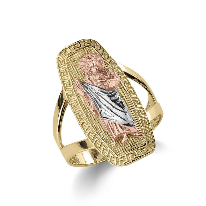 Tricolor gold San Judas Tadeo rounded rectangle ring with Greek key border on white.
