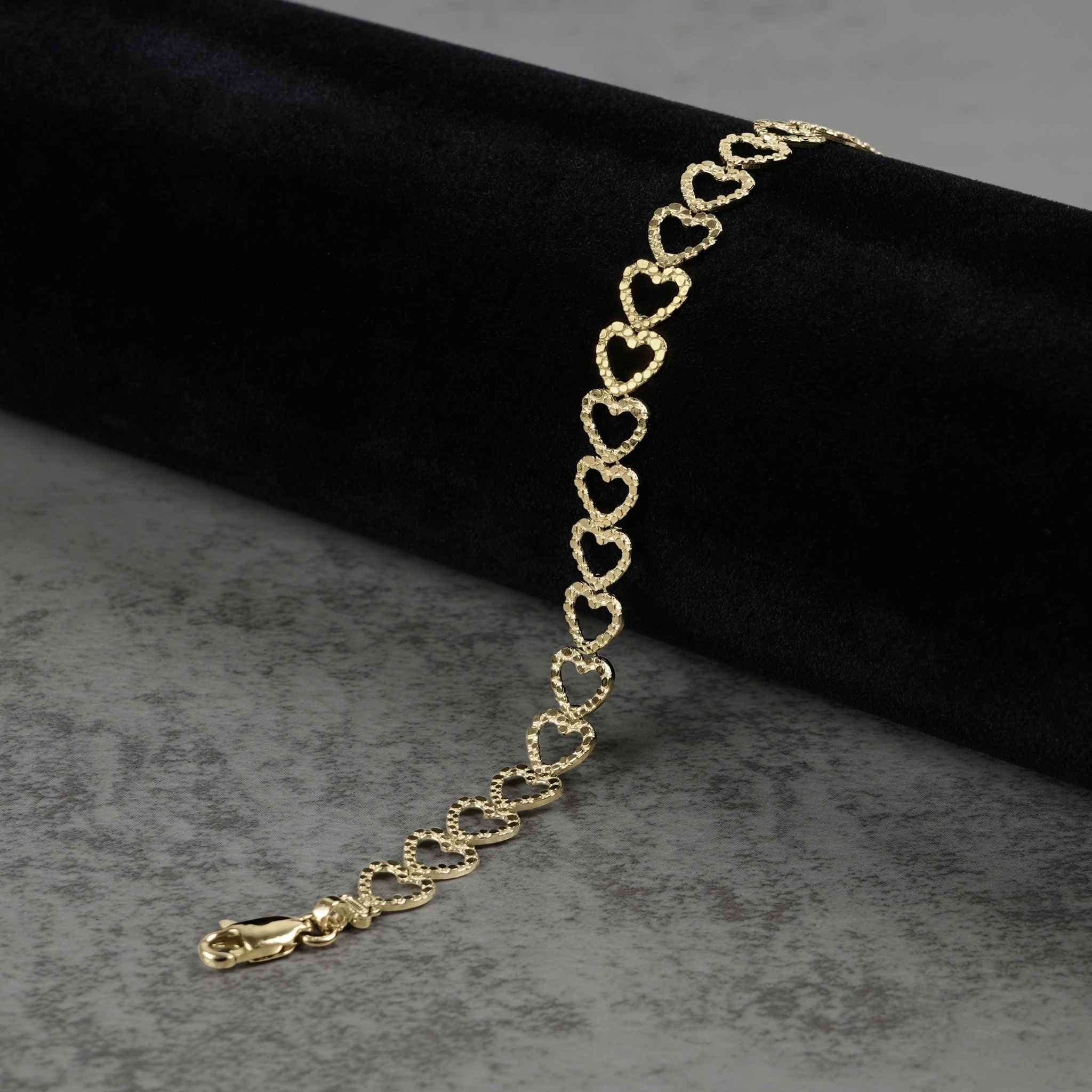 10k Gold Amori Nugget Open Heart Bracelet – Nolters