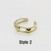 10k Gold toe ring with heart design on a white background, labeled Style 2.