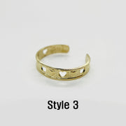 10k Gold toe ring with heart cutouts on a white background labeled Style 3 