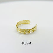 10k Gold Dainty Toe Ring on a white background with Style text.