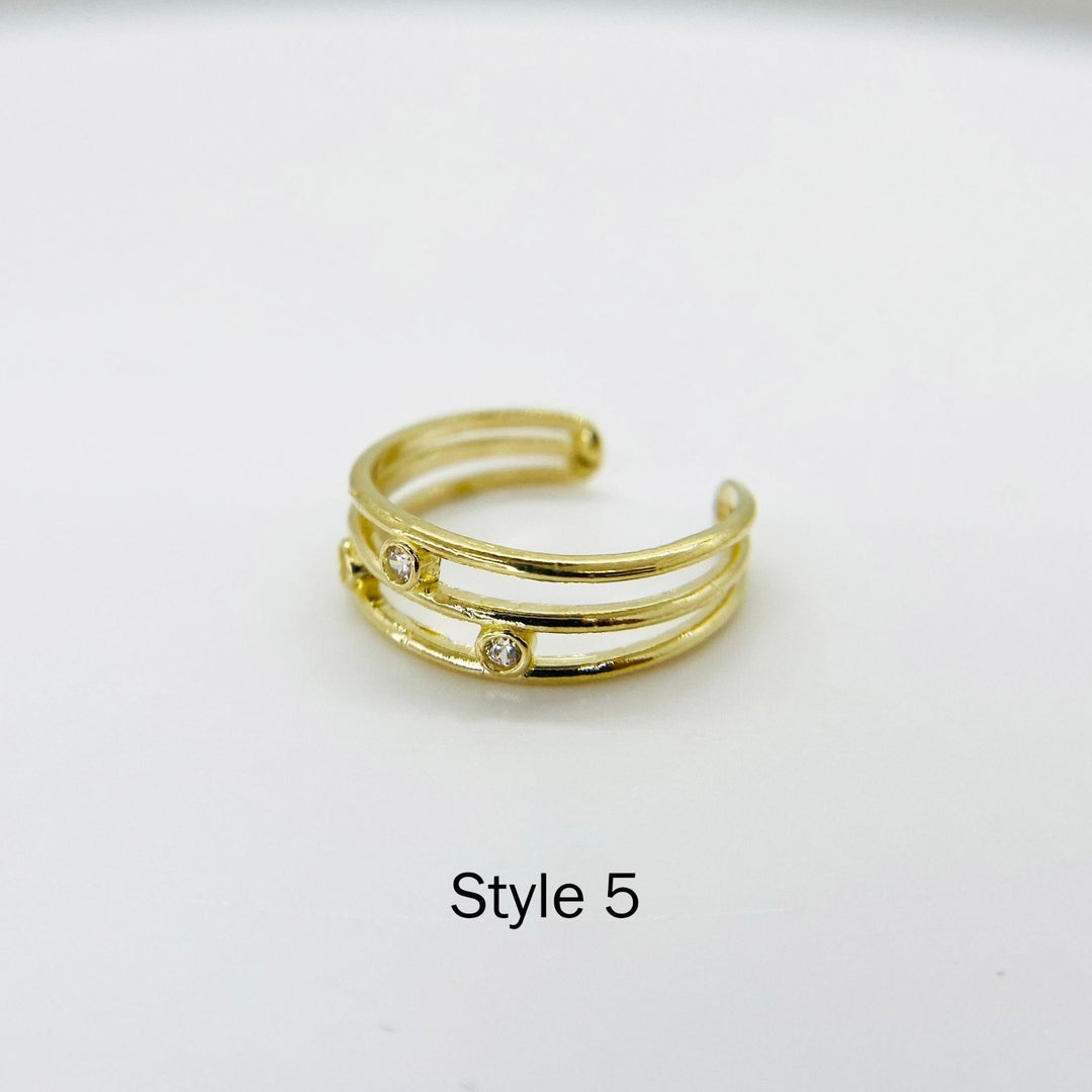 10k Gold Dainty Toe Ring with style 5 text