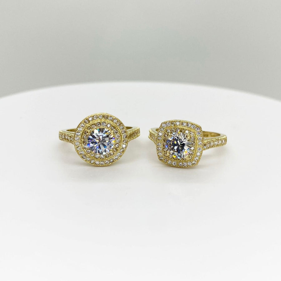 two 10k gold ring with square and round shape with cubic zirconia