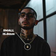 Man wearing the Small (15.0mm) gold nugget pendant necklace with size overlay.
