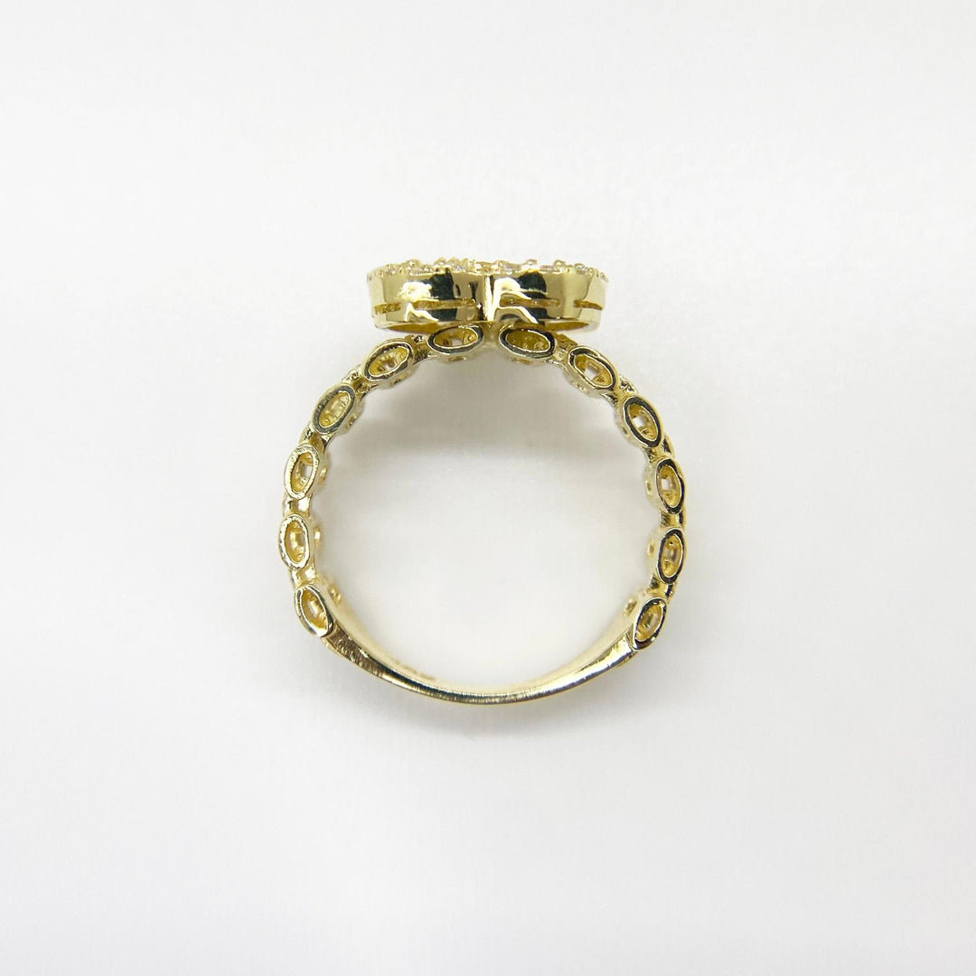 10k Gold Sparkle Heart Pink ring side view on a white background