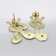 10K yellow gold vintage crown cursive initial stud earrings back view details.