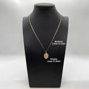 Gold oval pendant necklace on a mannequin display labeled Large 21.0mm and 2.2mm tri-color chain.