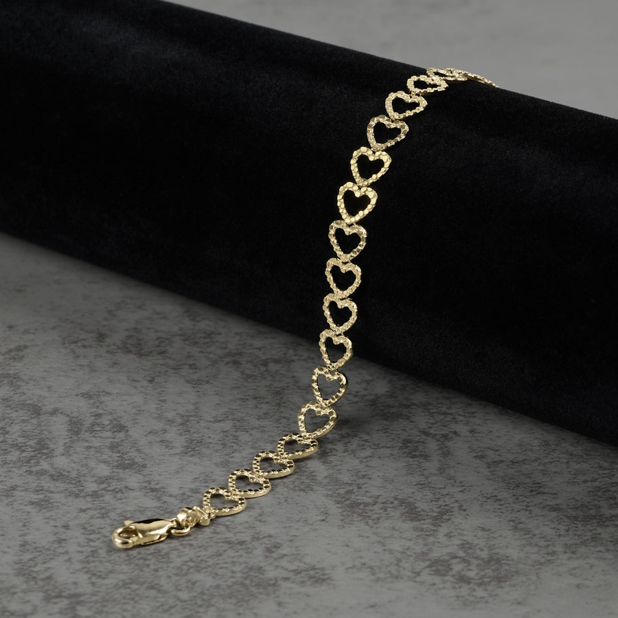 10k Gold Amori Nugget Open Heart Bracelet