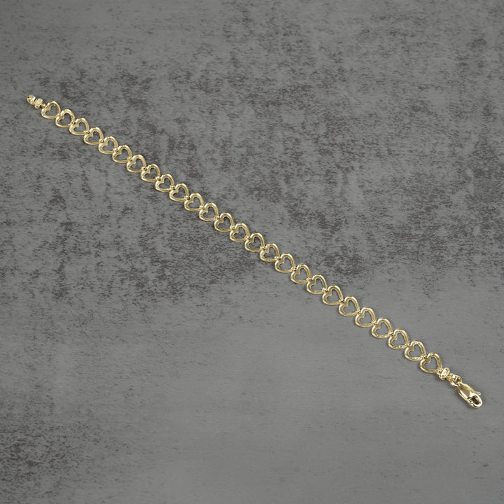 10k Gold Amori Nugget Open Heart Bracelet