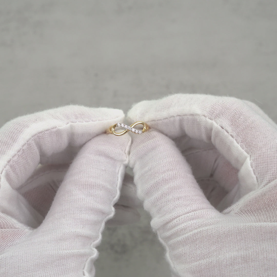 10k & 14k Gold Leia Infinity CZ Ring